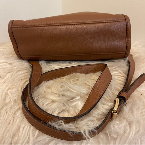 Michael Kors Margo Leather Messenger Crossbody Bag - Picture 10 of 10